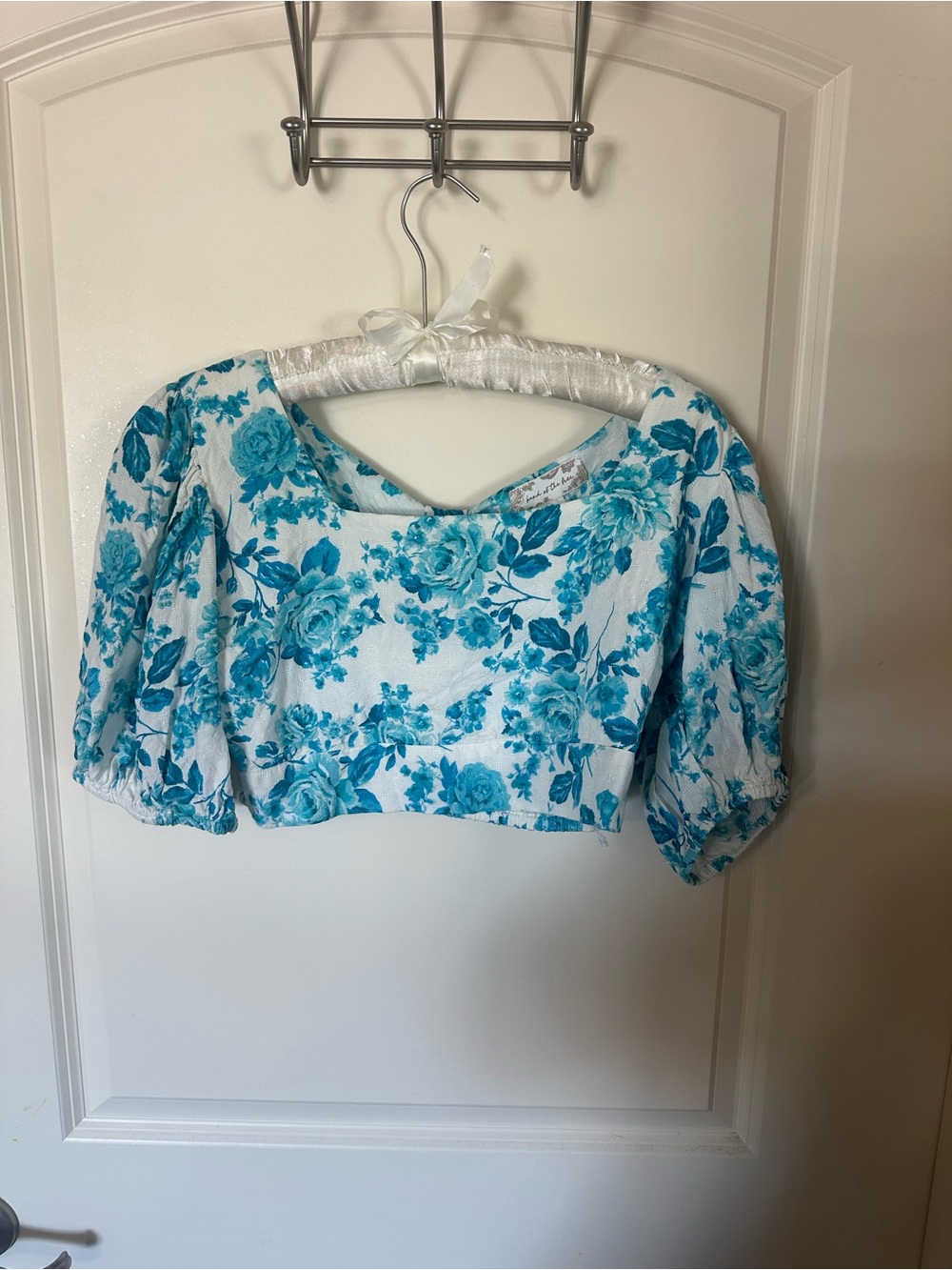 Free People Blue Floral Puff-Sleeve Cropped Top